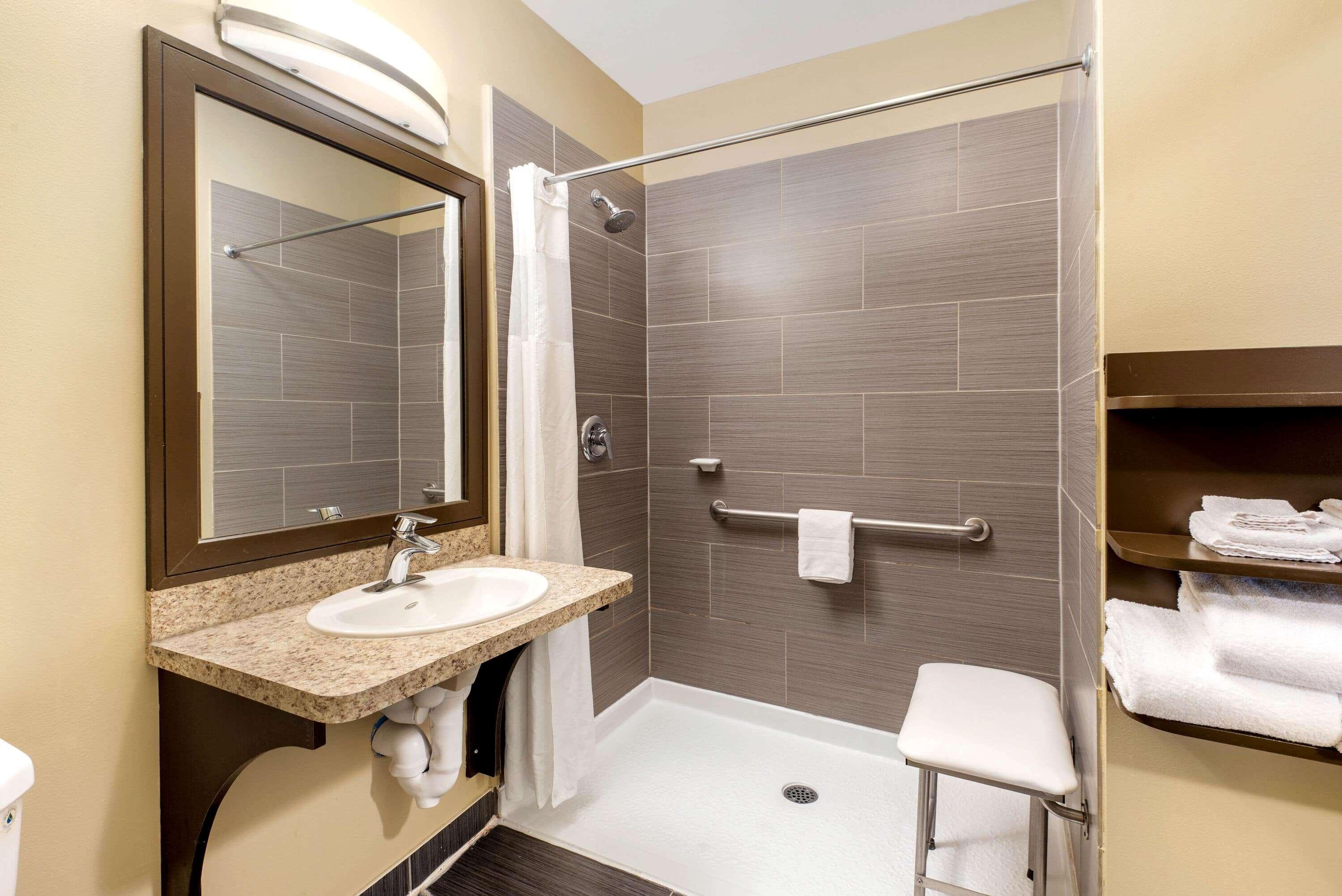 Hotel La Quinta By Wyndham Oshawa Exteriér fotografie